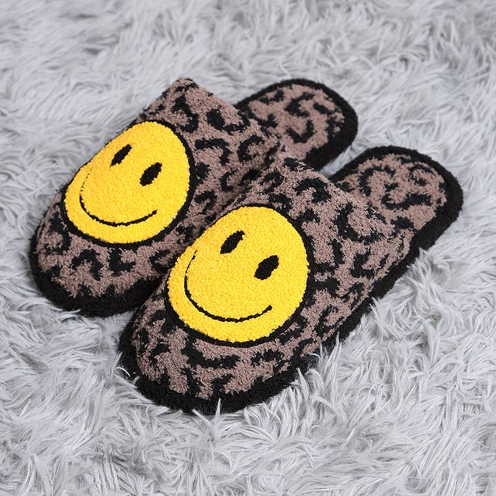 Fashion City - Wholesale Slippers – Women's - Leopard Happy Face Luxury Soft Slipper10