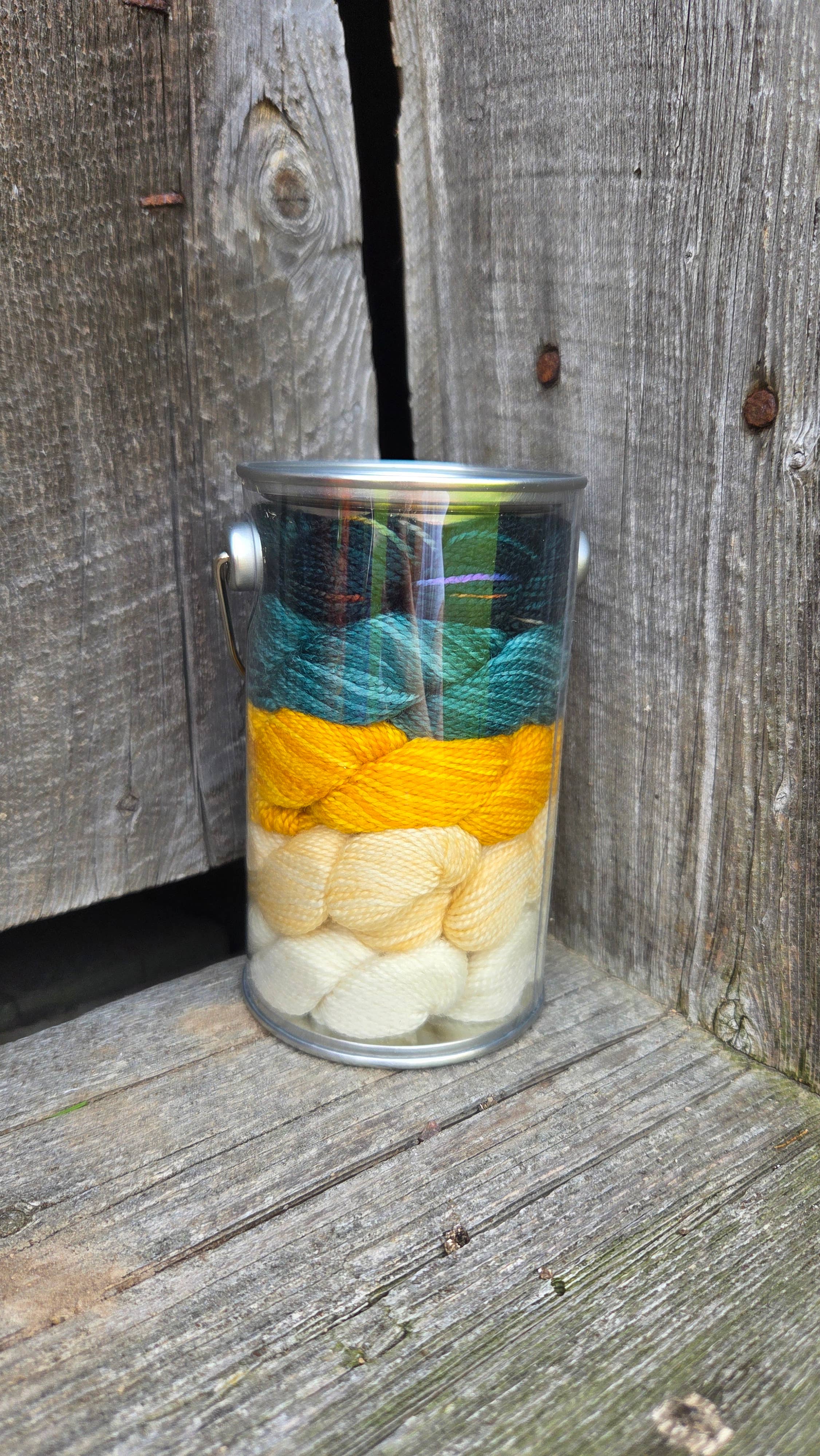 Koigu Wool Designs - Vente Fils à tricoter - Boîtes de Peinture de Fleurs Provinciales (ensembles de mini-écheveaux)41