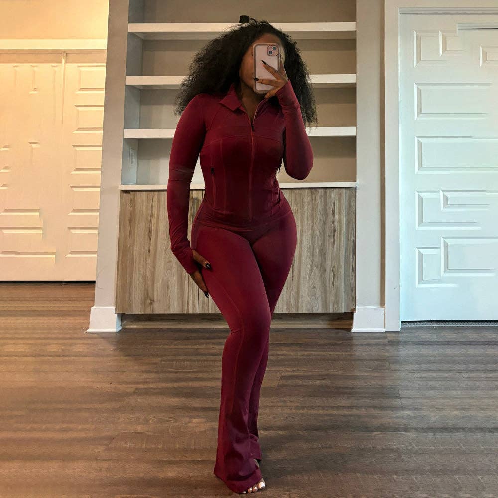 MB Fashion Wholesale - Vente Ensemble de vêtements d'intérieur – femme - ENSEMBLE DEUX PIÈCES À MANCHES LONGUES AVEC FERMETURE ÉCLAIR ET JAMBES ÉVASÉES HR240572