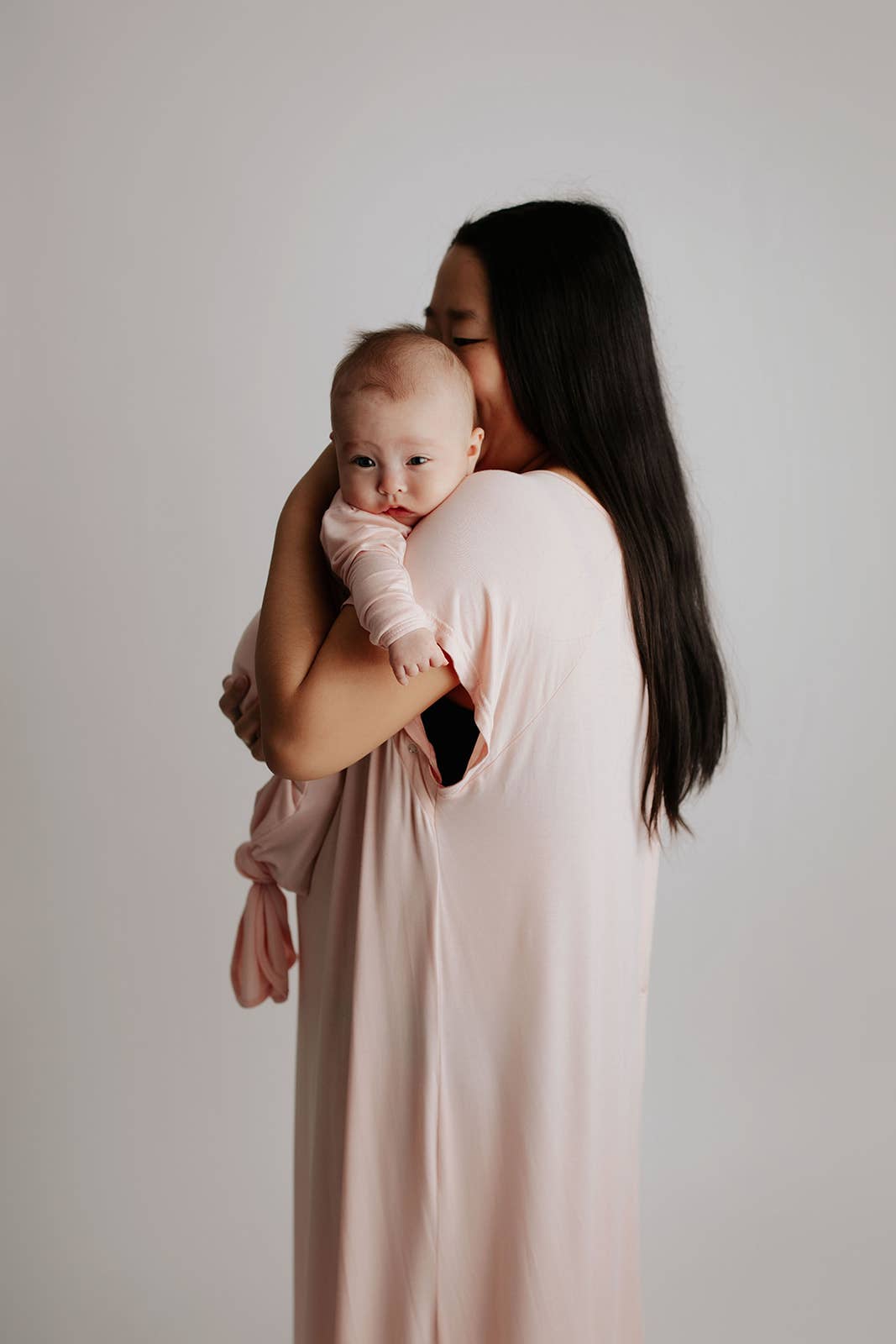 Three Little Tots - Wholesale Dress - Maternity - Heavenly Pink Mommy Labor and Delivery/ Nursing Gown8