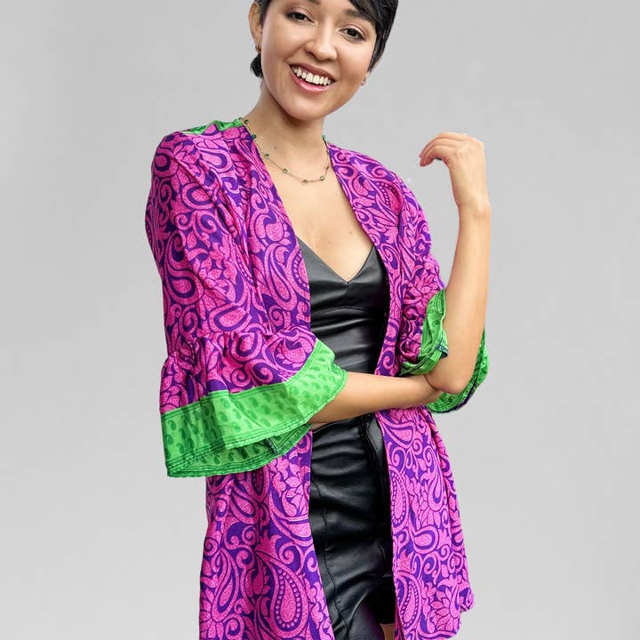 Kimono à volants Saari Neon pour la vente par AMANSH