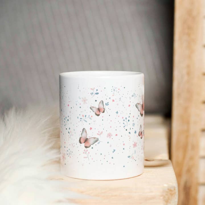 Smukt forårskrus med blomster og sommerfugle for at fejre foråret for engroshandel hos Birds & Crafts