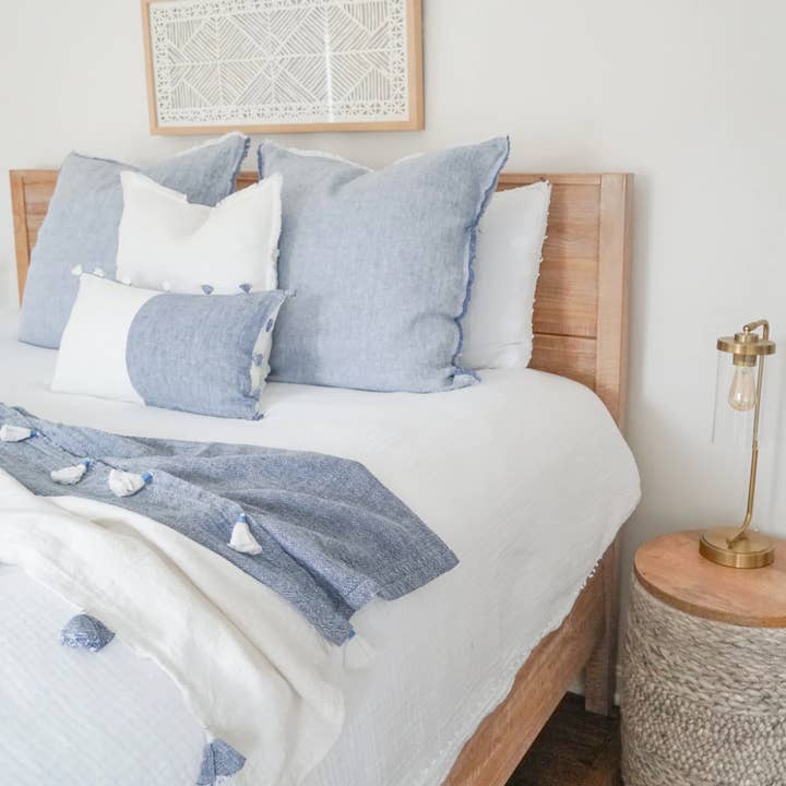 Anaya Home - Wholesale Decoratief kussen - Chambray blauw zacht linnen kussen6