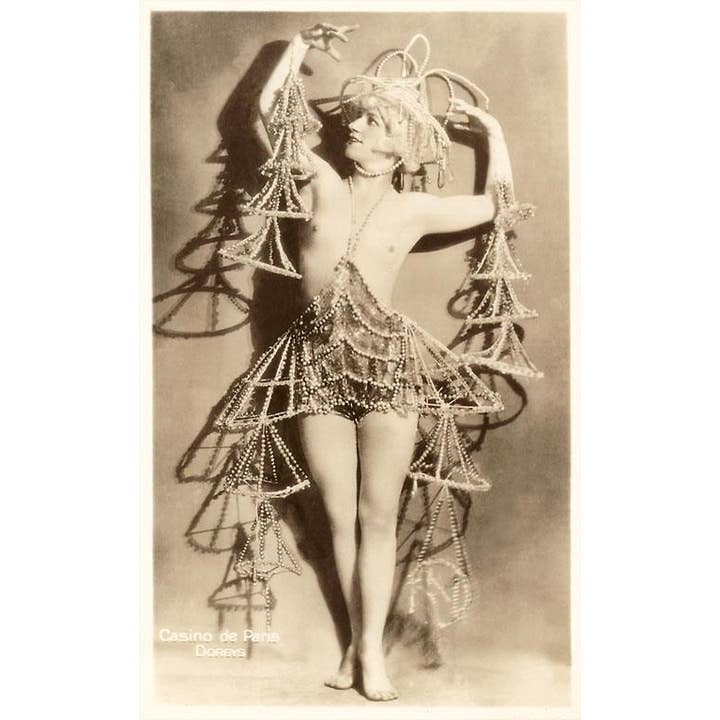 Postkort KU-69 Halvnøgen Kvinde i Skør Dragt for engroshandel hos Found Image Press