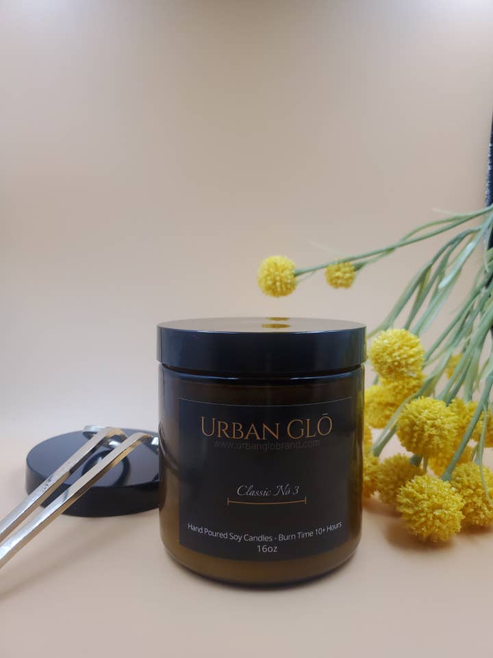 Classic Nō 3 - Baisers en bois de santal pour la vente par Urban GLŌ