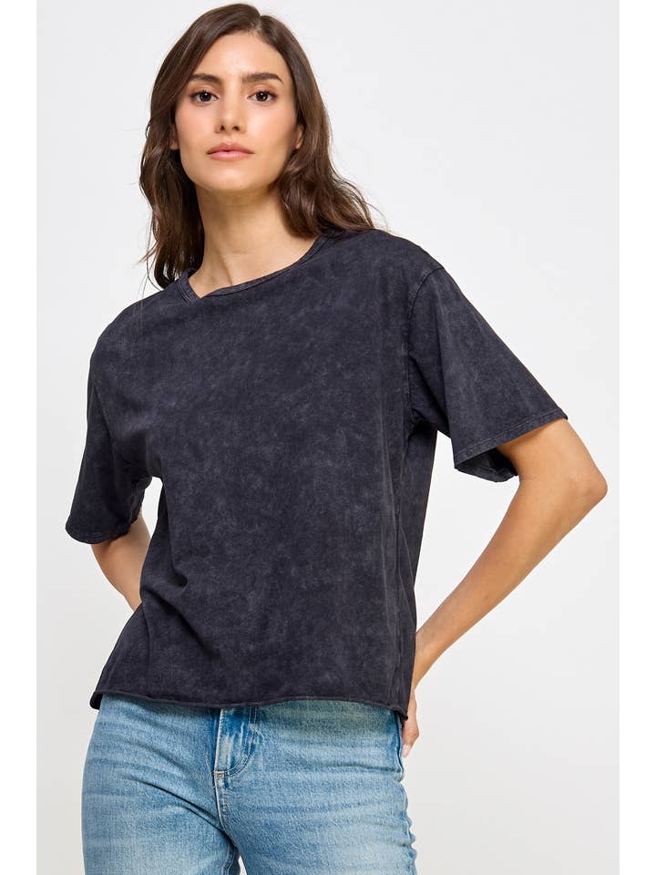 Honestee - Wholesale T-Shirt (Graphic) - Women's - Blank Mineral Washed Long Cropped T-Shirt