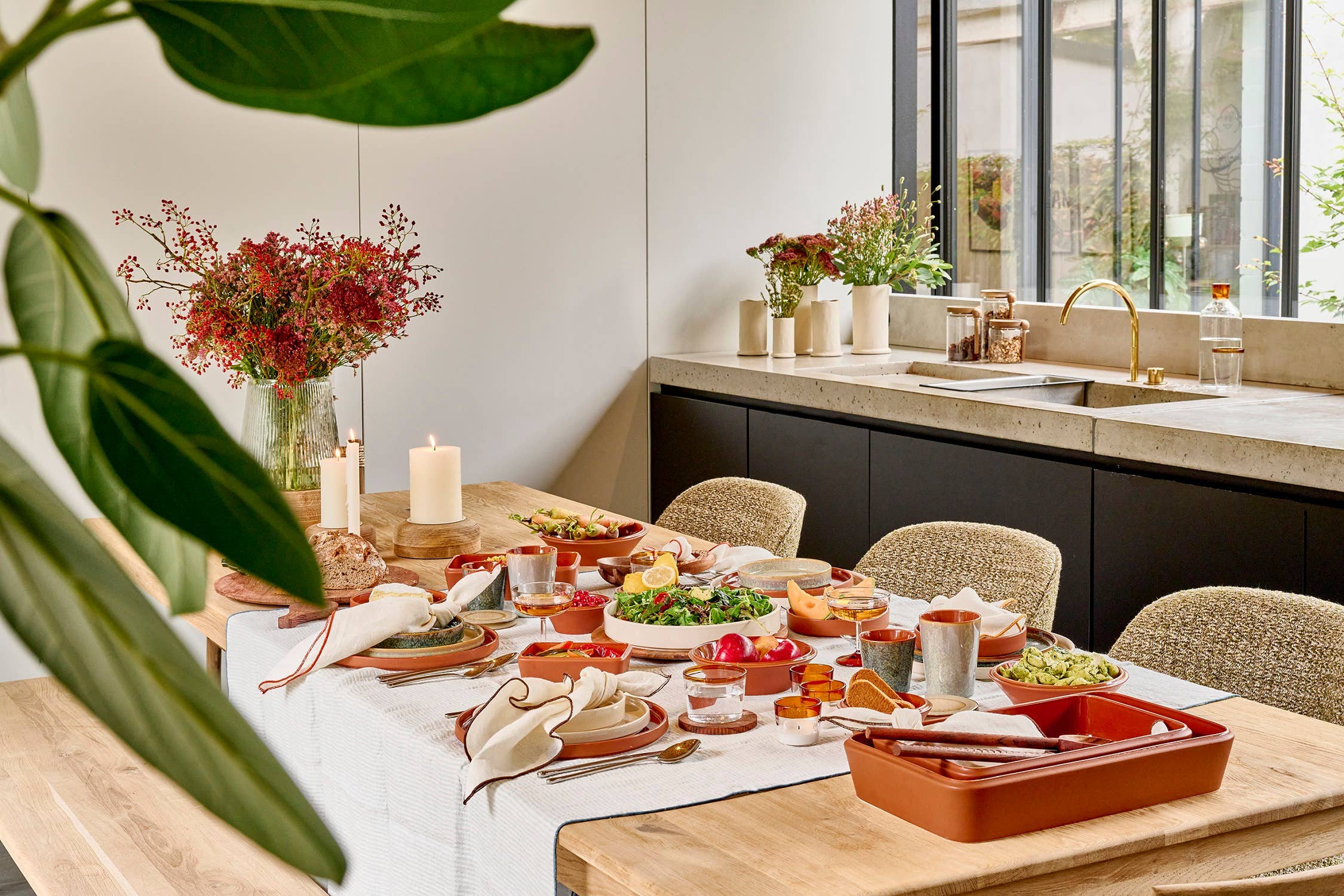 Carte Blanche Brown Linen Napkin for wholesale on Faire2