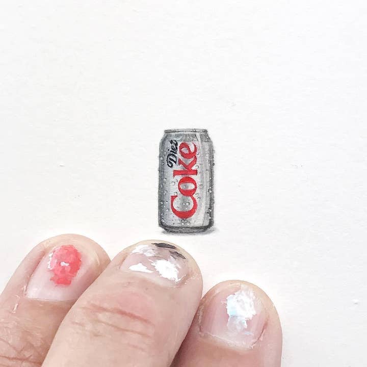 Karen Libecap Tiny Paintings - Venta al por mayor Ilustración - Pintura de acuarela en miniatura de Diet Coke - Impresión artística1