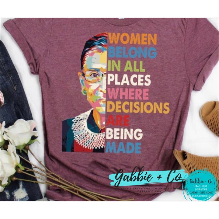 Les femmes RBG appartiennent à TOUS les lieux pour la vente par Gabbie Co.