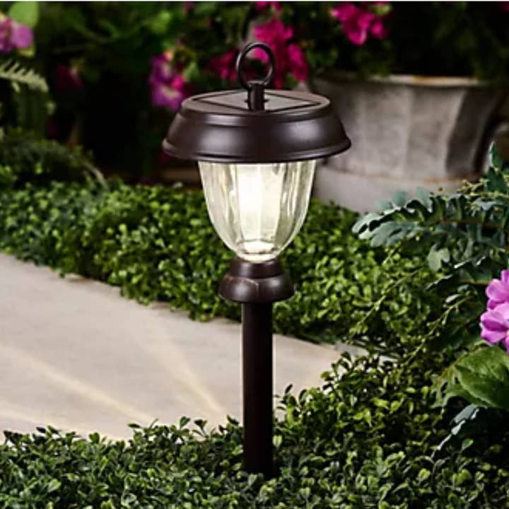 OutdoorSolarOutlet – wholesale Outdoor/lawn light – Energizer 8 Pack 3-in-1 Solar Pathway Lights with 360-degree 15 Lumen6