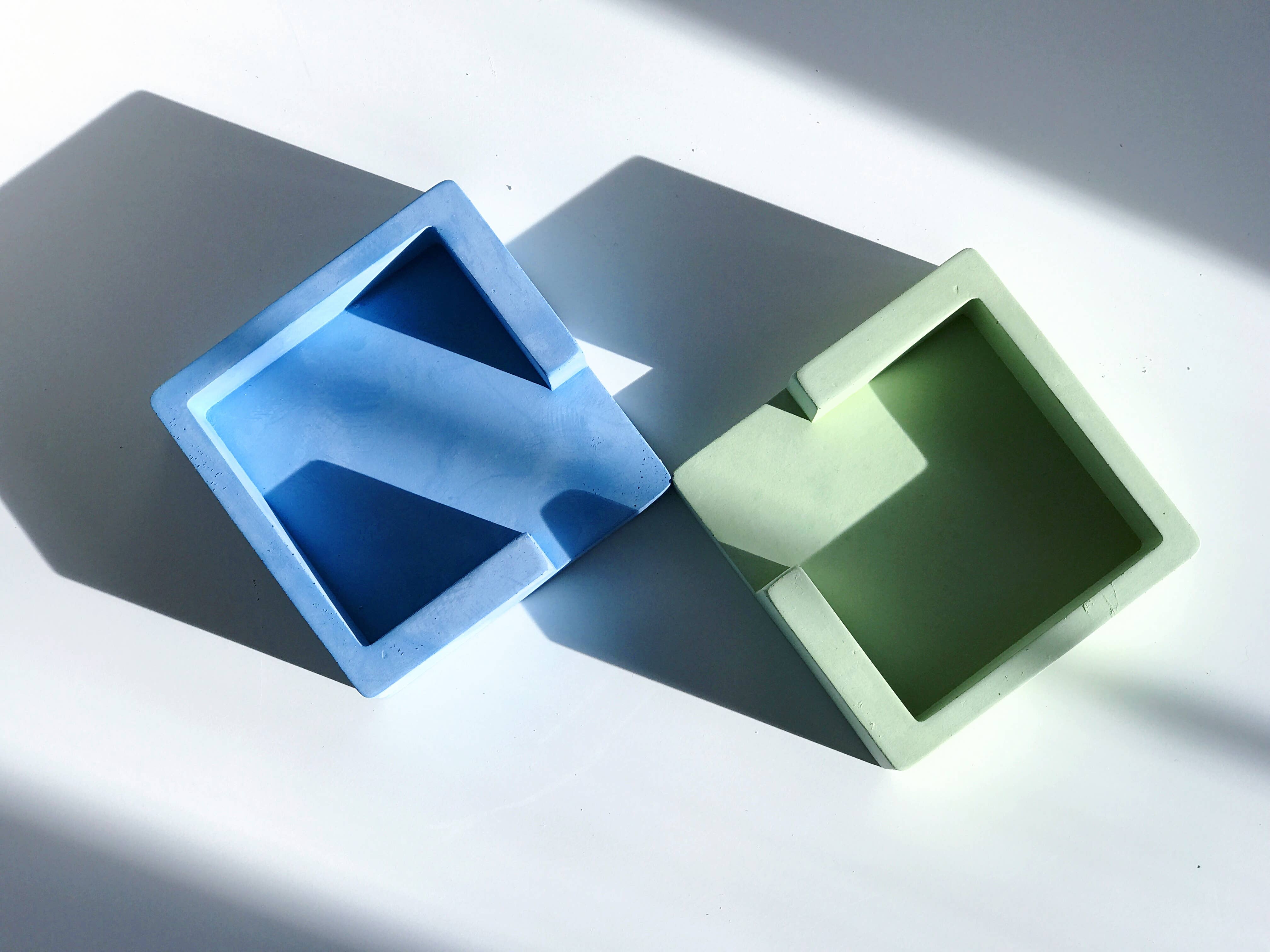 Weii Life Inc. – Engroshandel Skrivebordsindretning – Post‑IT Bemærk Cement Holder-Beton Sticky Note Cube Holder3