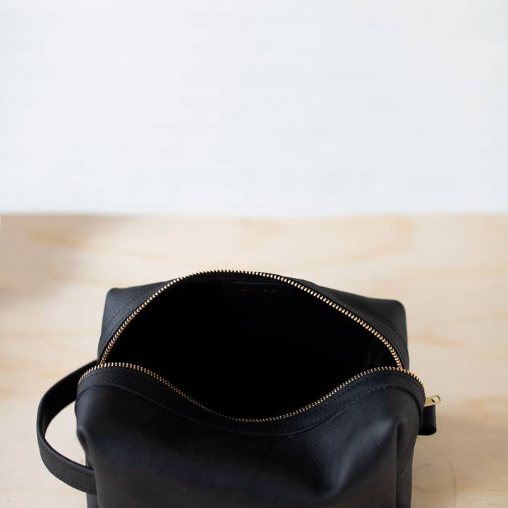 LIZ RIDEN - Wholesale Toiletry Bag - Unisex - Dopp Kits-Black9