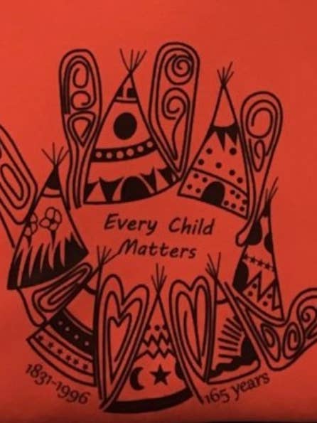 Tipi Village hvert barn betyder hættetrøje for engroshandel hos Legend Logos