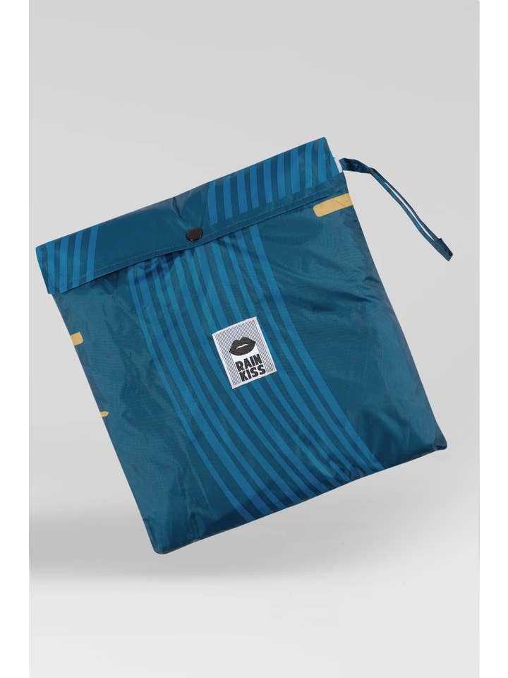 Rainkiss - Wholesale Poncho - Women's - Japanese Blossom - Rain Poncho4