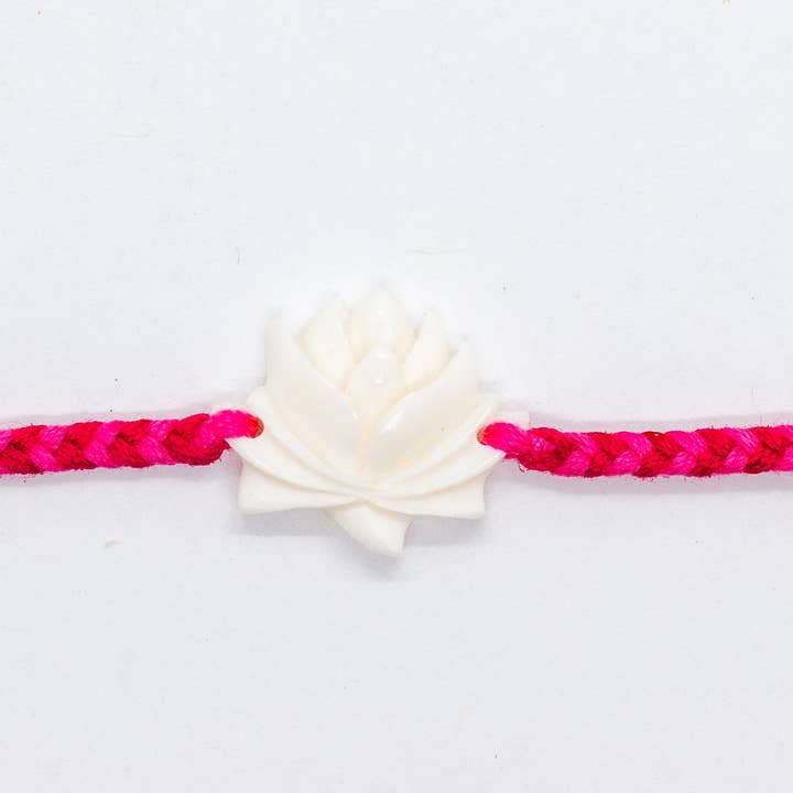 Pulsera con forma pequeña Slipknot - Lotus para venta al por mayor de bali y'all