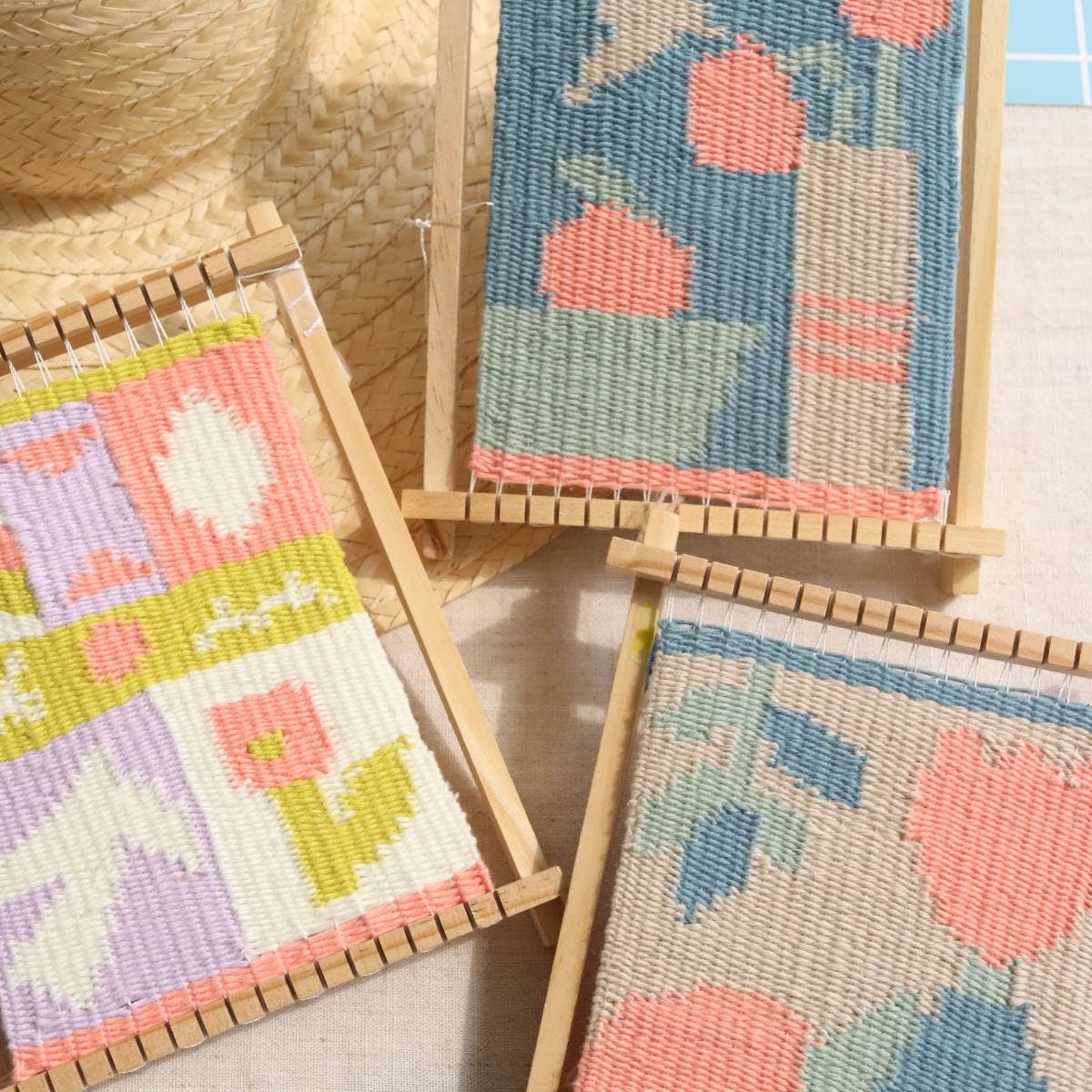 La Petite Épicerie – Engroshandel DIY-hobbysæt – DIY haberdashery - Mit vævede vægtæppe i popfarver4