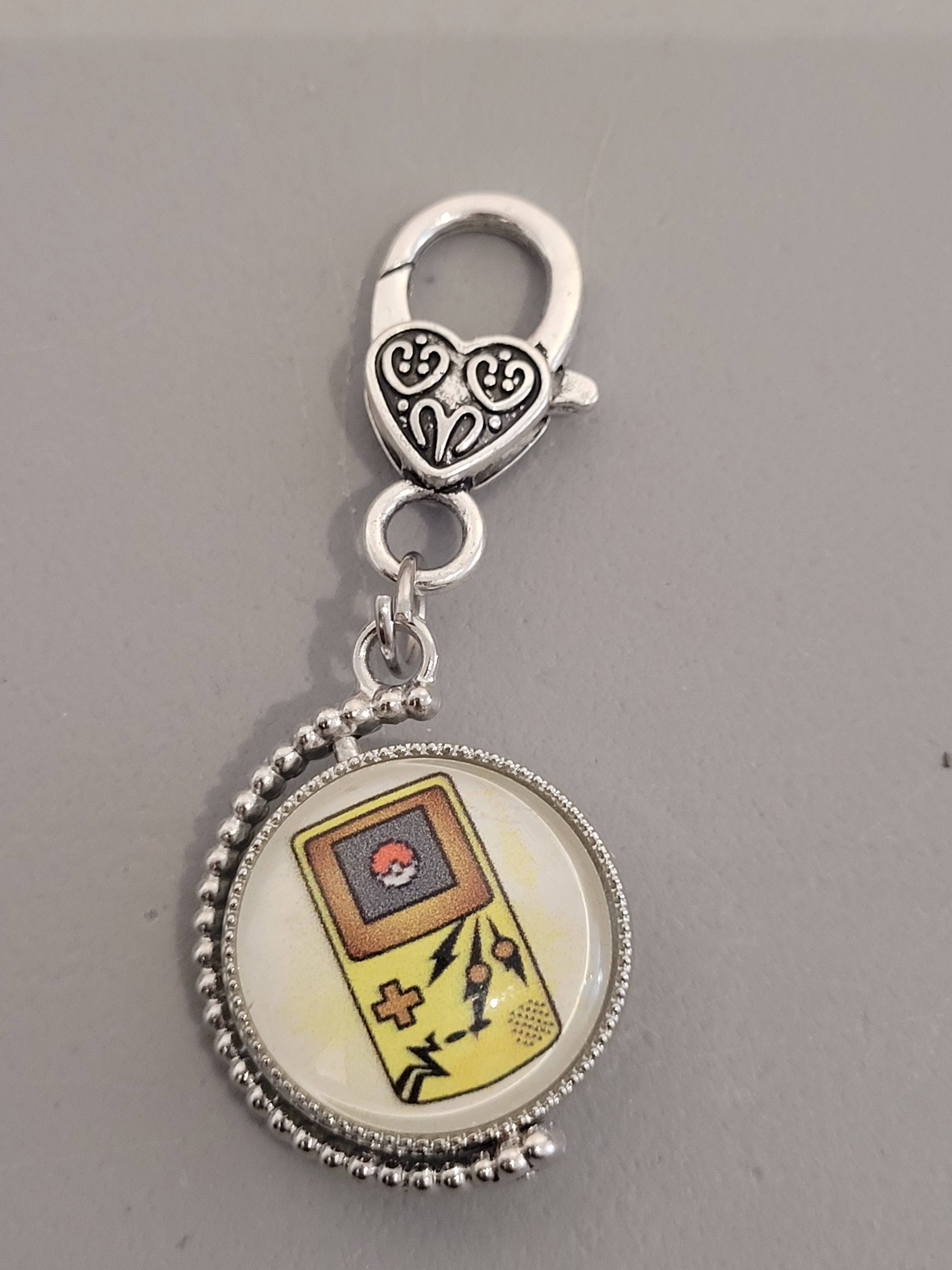 Con-Quest Crafts – wholesale Keychain – Unisex – Gaming Inspired Fidget Charms double-sided  keychain9