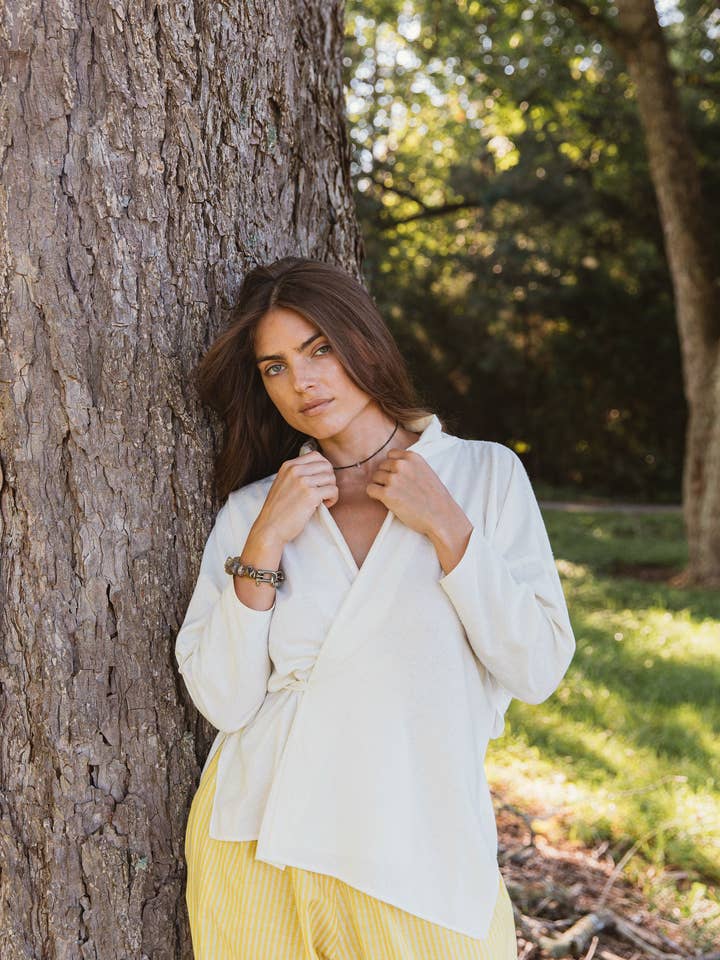 Cardigan Uno Wrap for wholesale by Megan-Ilene