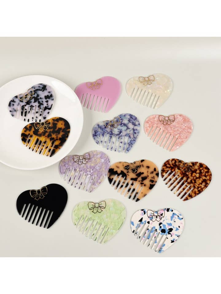 Camerow - Compact Heart Shaped Comb for wholesale by WEST AUSSIE SUPPLIES