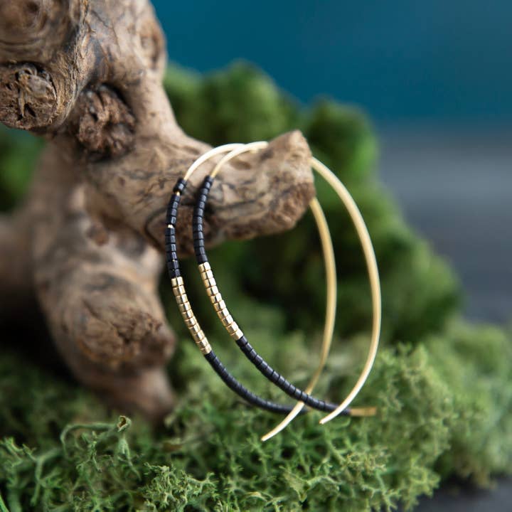 Lenny & Eva - Vente Créoles - Boucles d'oreilles Norah noires | Boucles d'oreilles en perles2