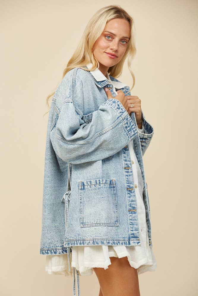 LEICHTER DENIM Oversize Boyfriend Jeansjacke mit seitlichen Bindebändern für den Großhandel auf Faire6
