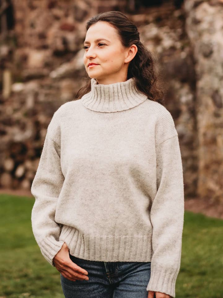 Shetland Marcia Pullover for engroshandel hos Knitted in Edinburgh