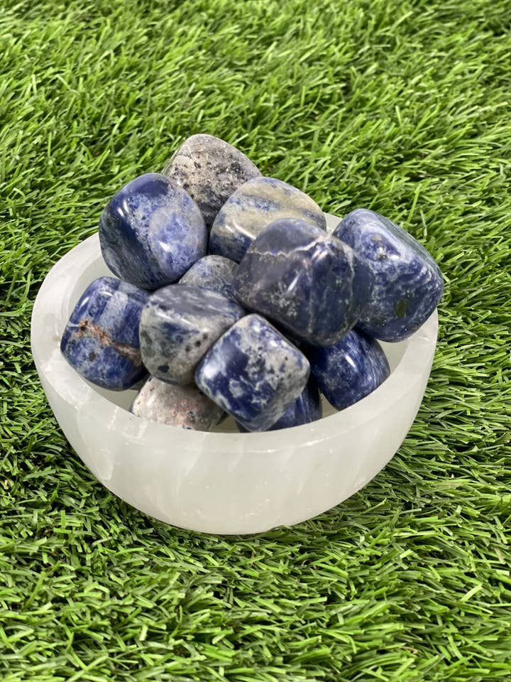 SODALITE roulée/SODALITE/CRISTAL DE SODALITE/PIERRE PRÉCIEUSE pour la vente par CaNatureLover