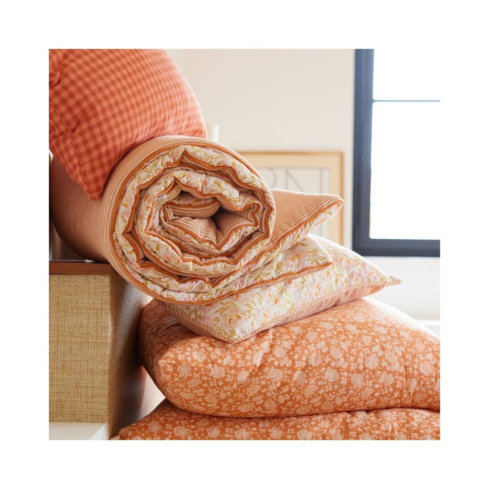 Bonheur du Jour - Wholesale Quilt - Sofa Cover - Petunia Rose3