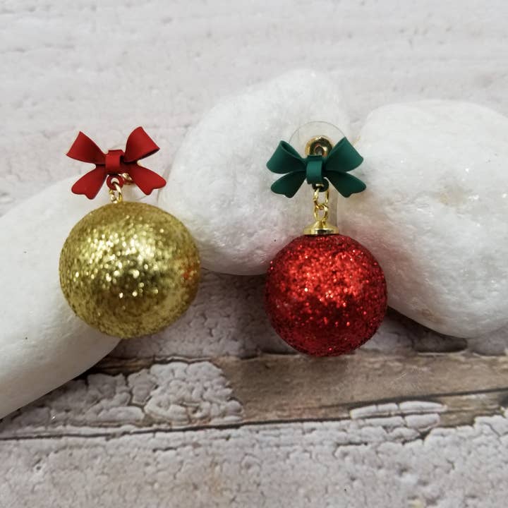 Treasure Wholesale - Wholesale Dangle Earrings - Christmas Bow Ball Earrings With Card1