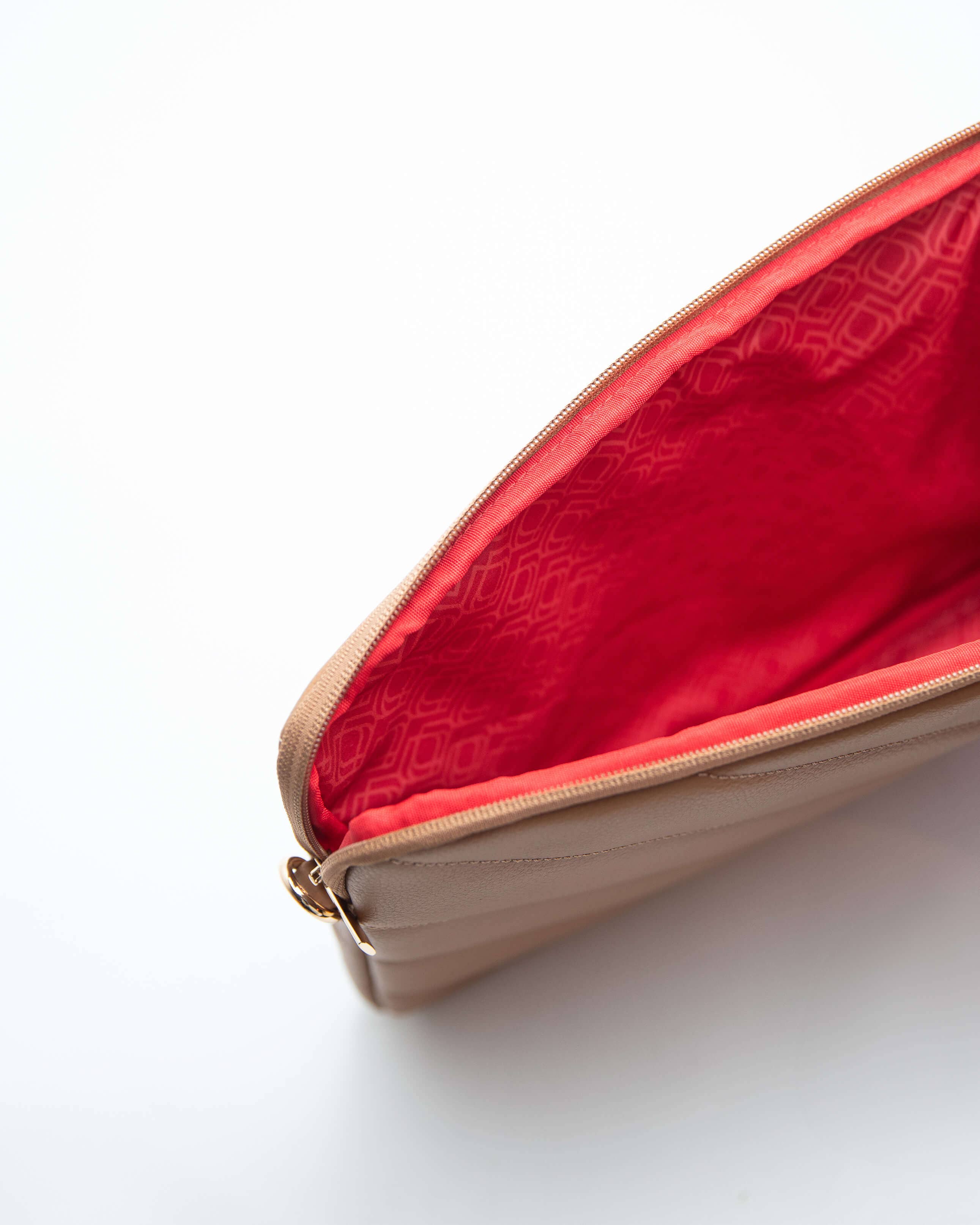 Trashious - Wholesale Shoulder Bag - Women's - Laptop Sleeve Ambition Apple Leather Camel4