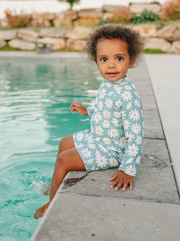 Il costume da sole «Chloe» per la vendita all'ingrosso da parte di Current Tyed Clothing