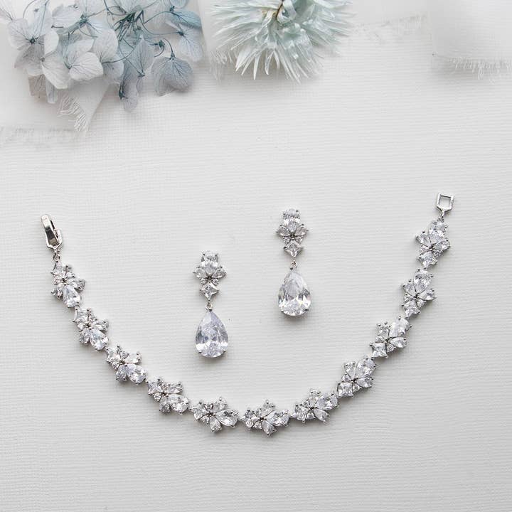 allureweddingjewelry - Wholesale Dangle Earrings - Pear Drops CZ Earrings4