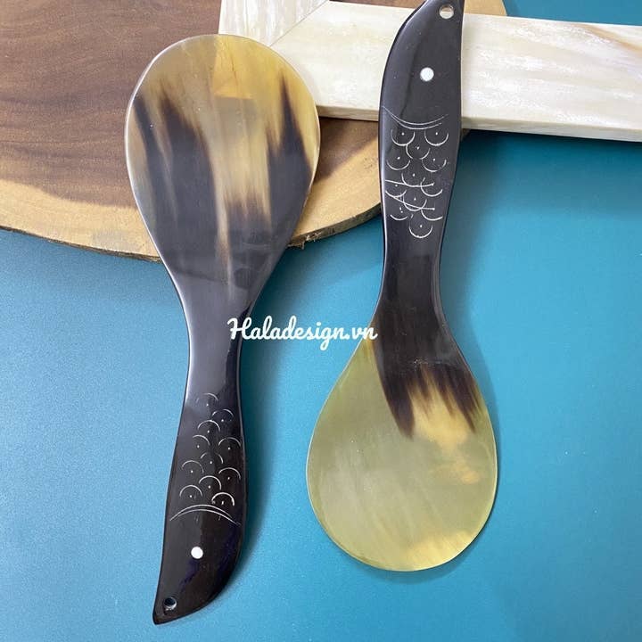Hala Design - Wholesale Serving utensil - Buffalo Horn Fish Rice Paddle Spoon, Salad Serving1