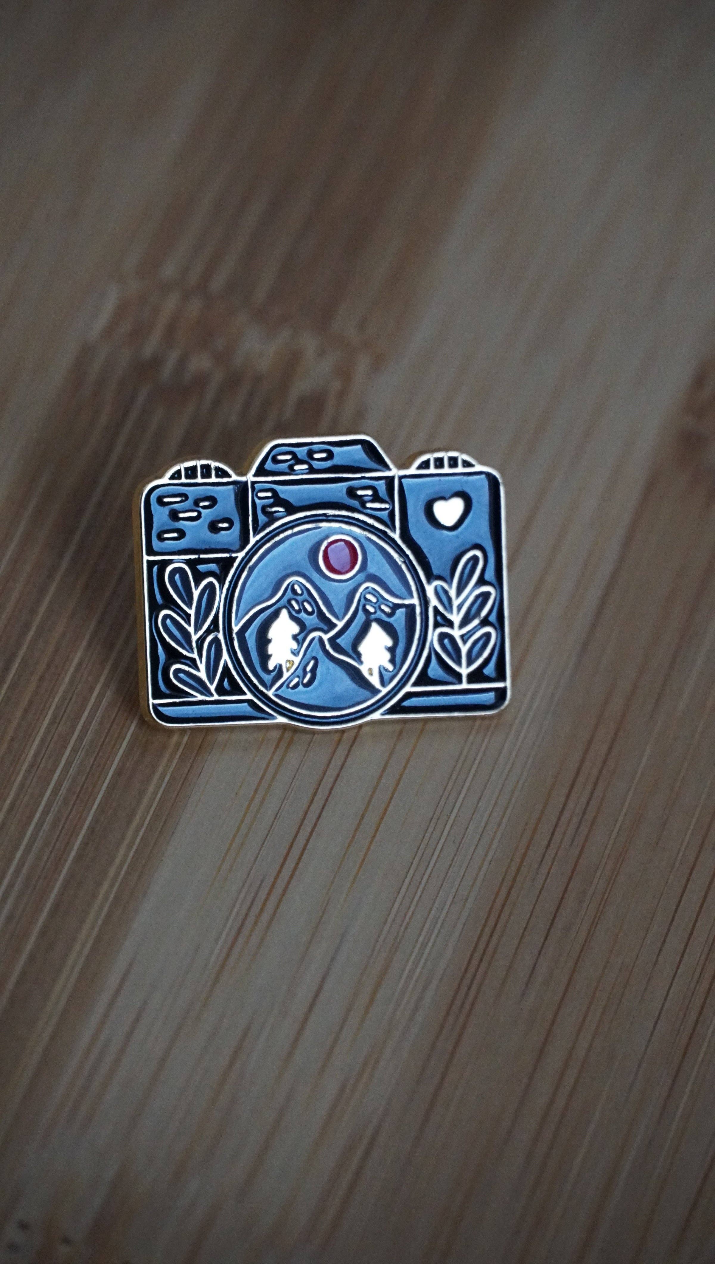 Missh Shop - Wholesale Lapel Pin/Button - Enamel pins39