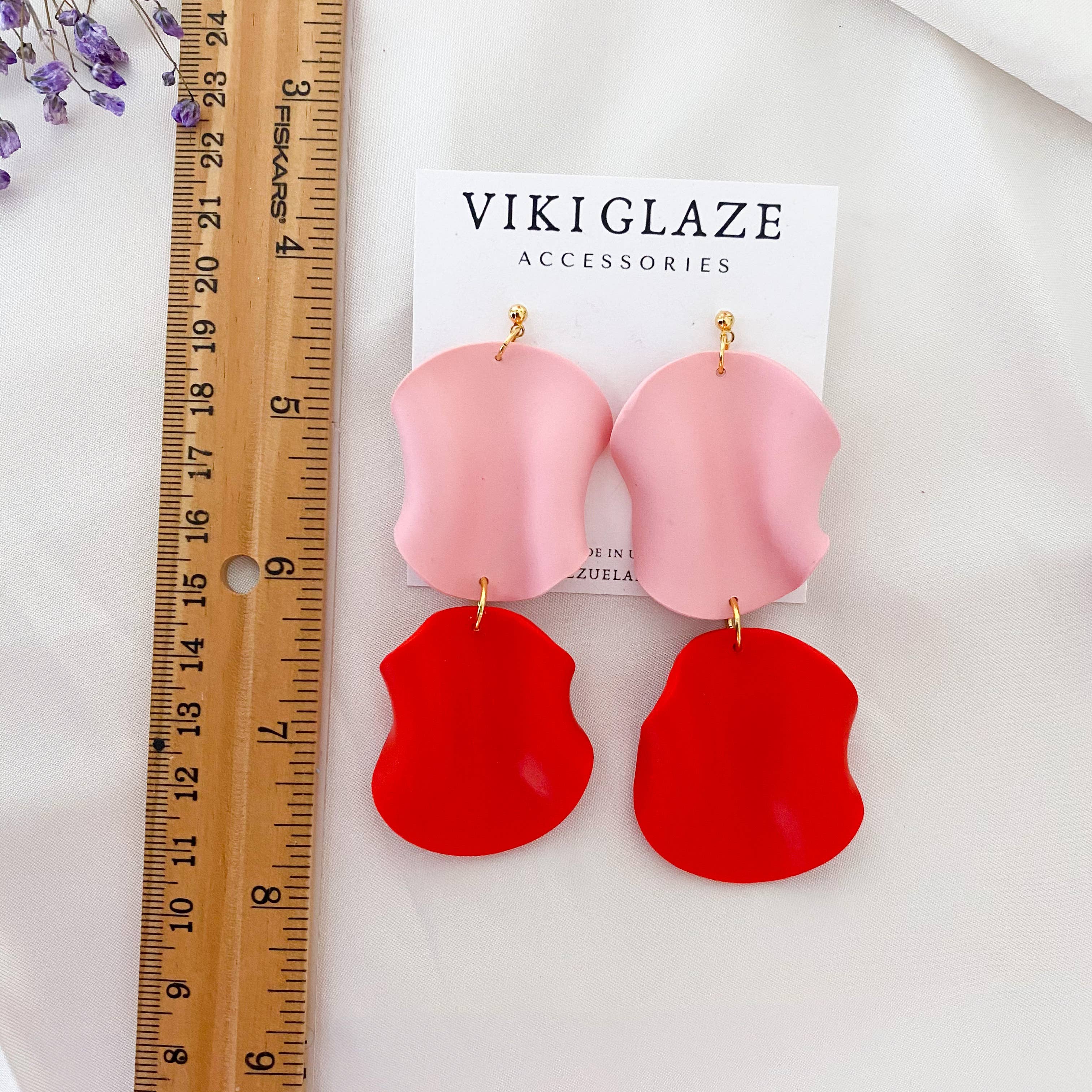 Viki Glaze Accessories - Wholesale Dangle Earrings - Maxi Etérea Strawberry- Pink & Red earrings5