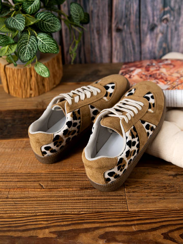 Chaussures plates à lacets avec patchwork imprimé léopard et blocs de couleur pour la vente par 1 the Woman