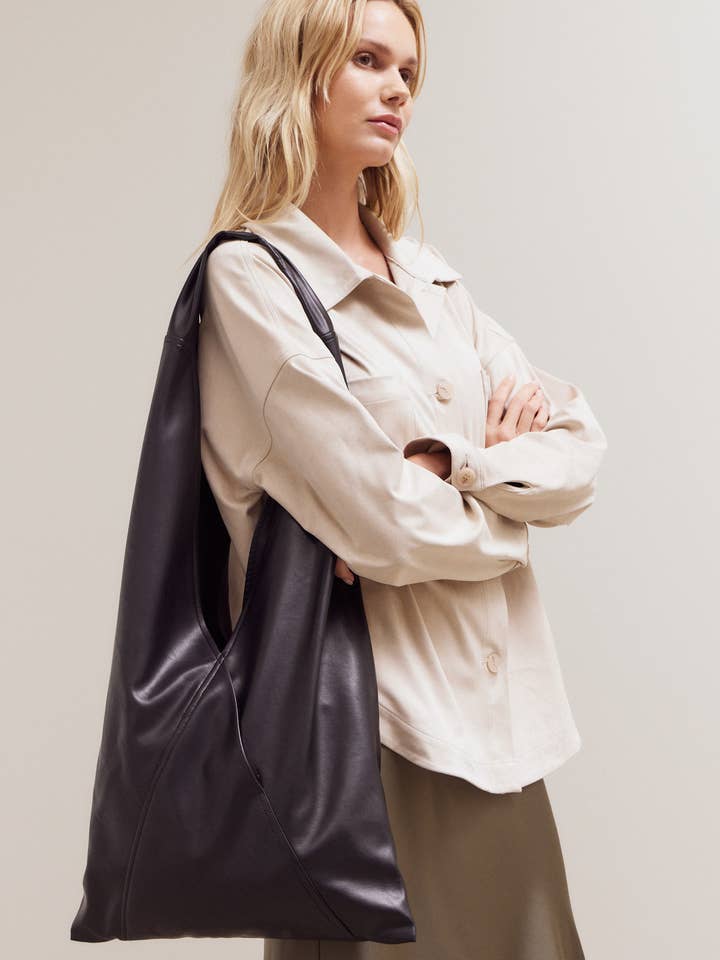 90124 - VEGAN LEATHER TOTE BAG for wholesale by Grade & Gather