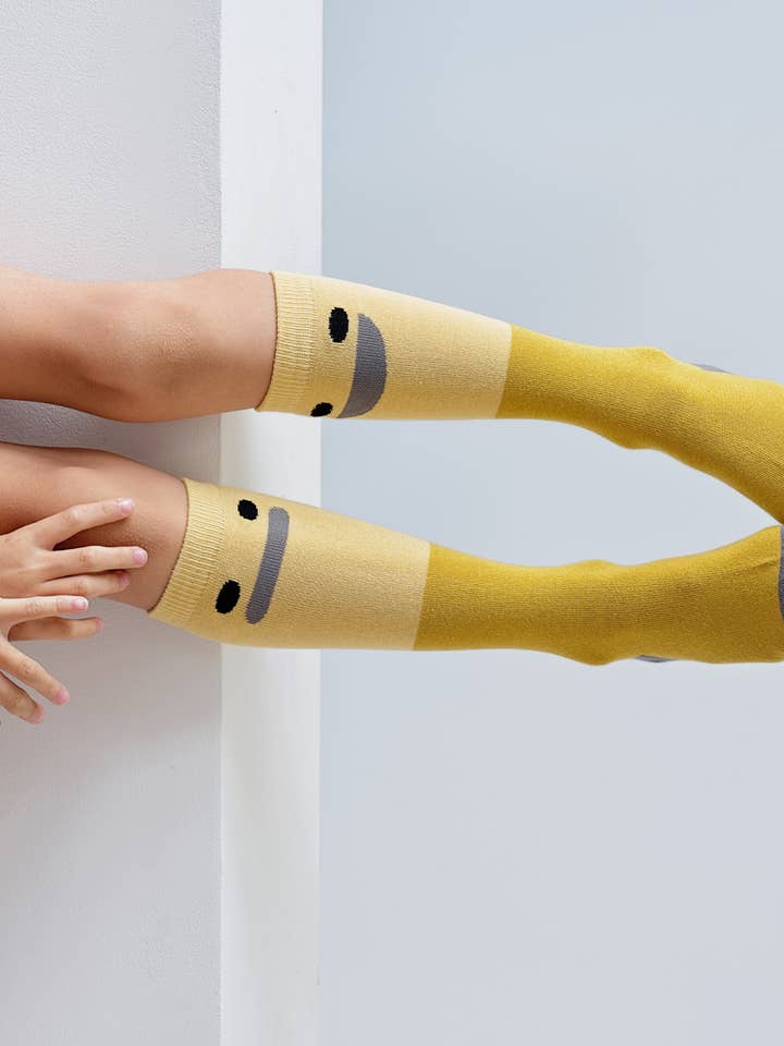 BOXBO - Vendita all'ingrosso Calzini - Bambini - Calze alte Wistiti gialle4