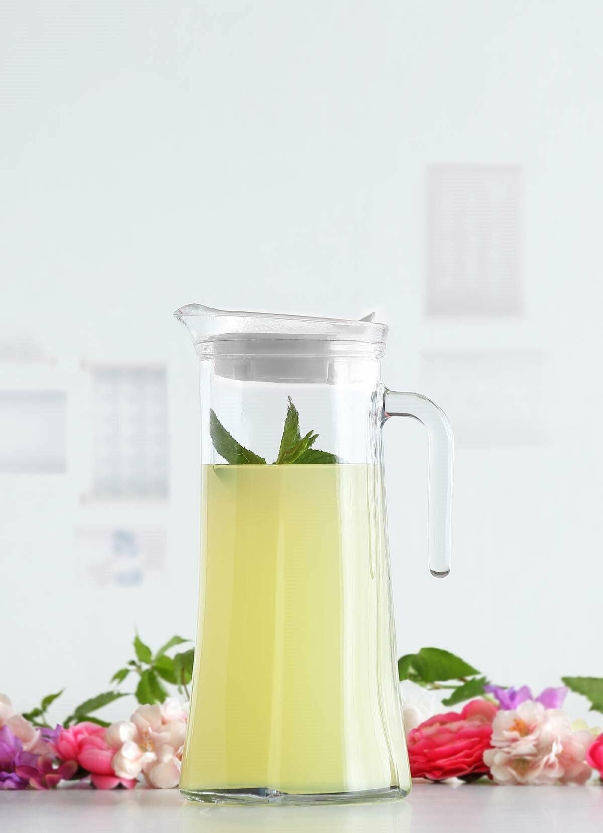 Hakan - Wholesale Pitcher - Truva Glass Pitcher with Lid and Handle for Water, 47.25 oz