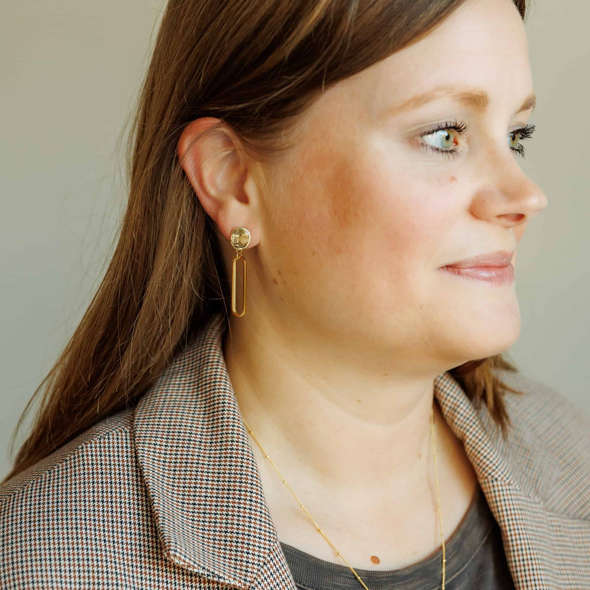 Sela Designs - Venta al por mayor Pendientes colgantes - Pendientes colgantes Cleo de oro3