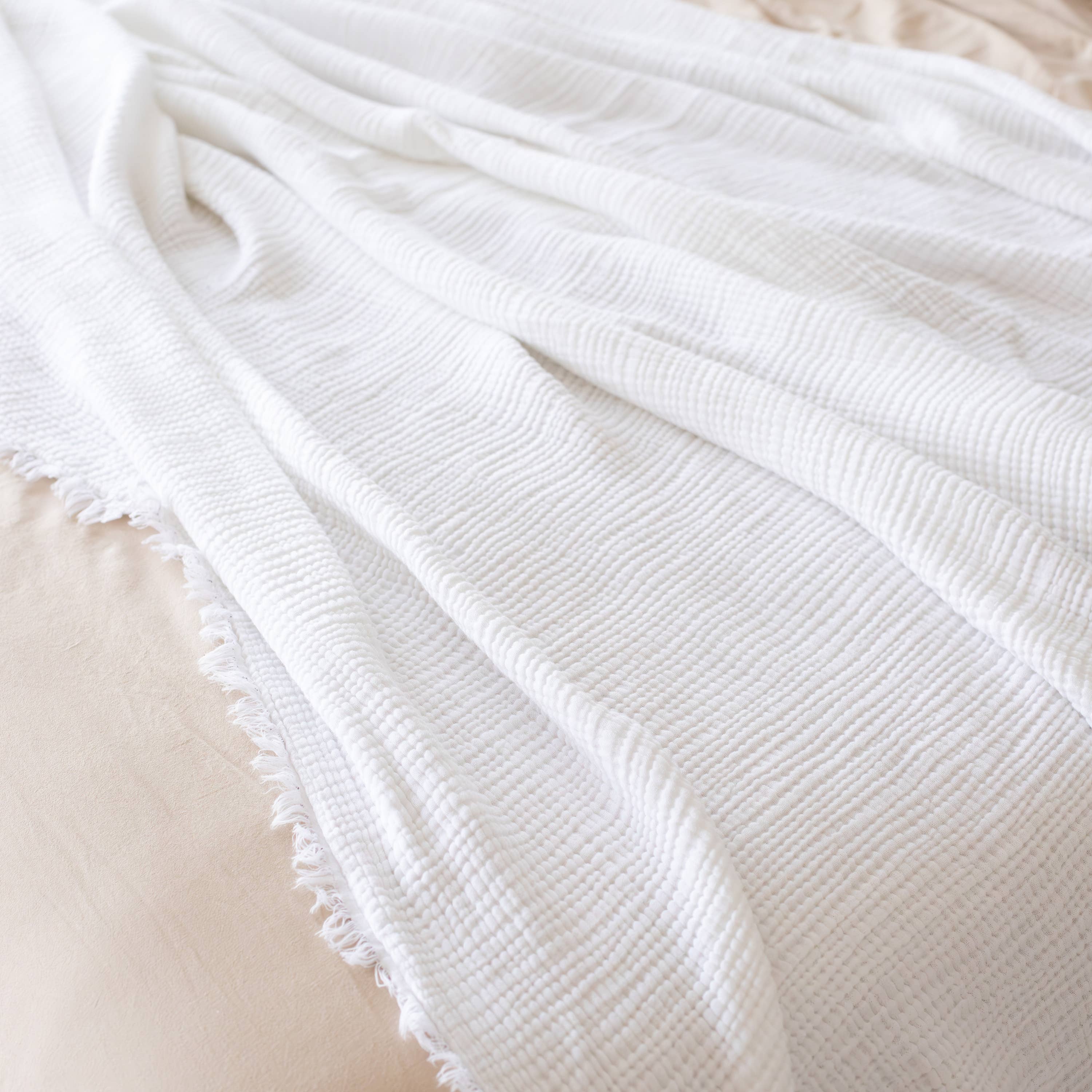 Vivamaison - Vente Plaids - Couvre-lit en mousseline frangé 100 % coton doux, 4 couches premium27