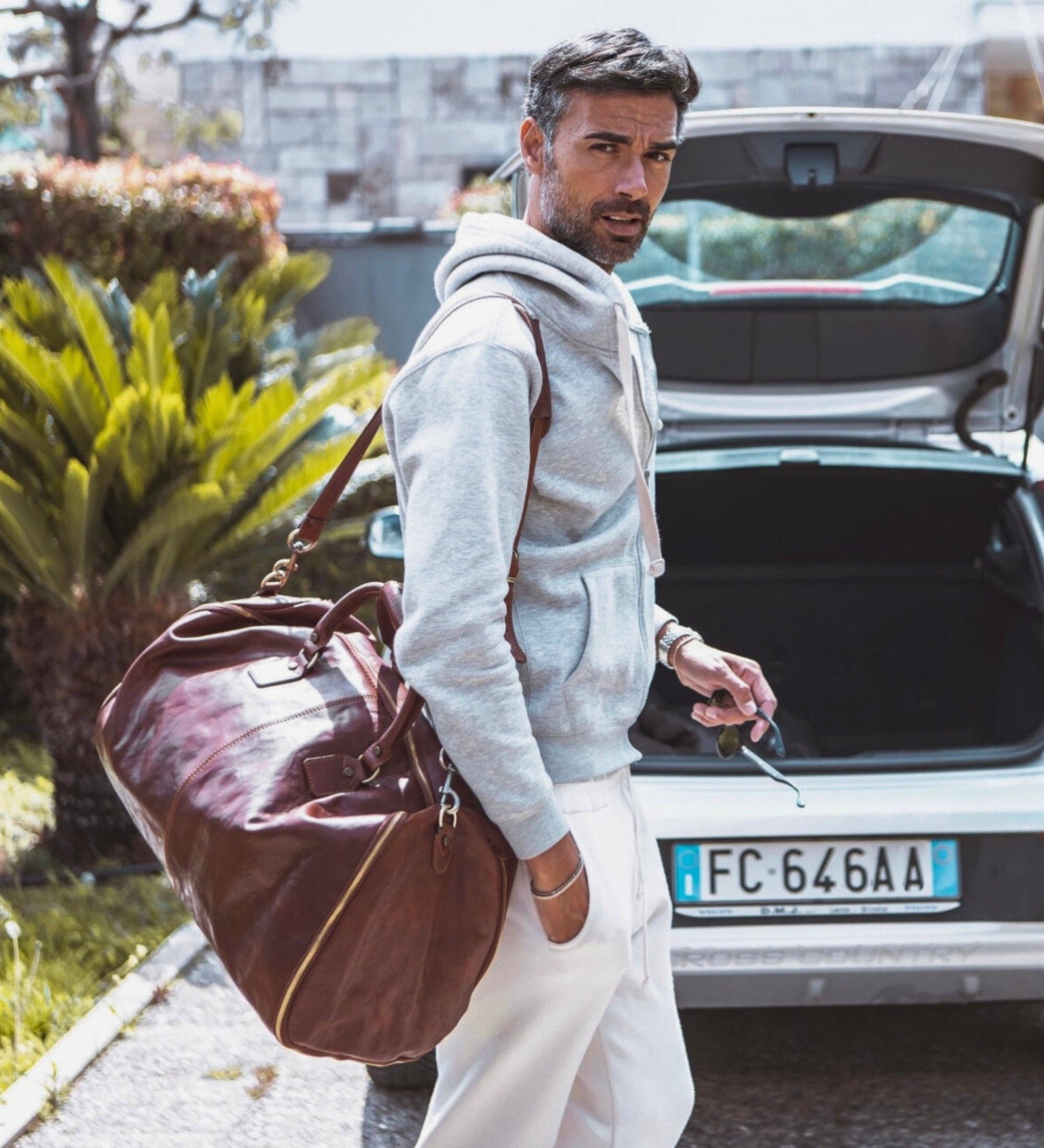 Time Resistance – wholesale Garment bag – unisex – Leather Garment Bag, Duffel Bag - Paradise Lost4