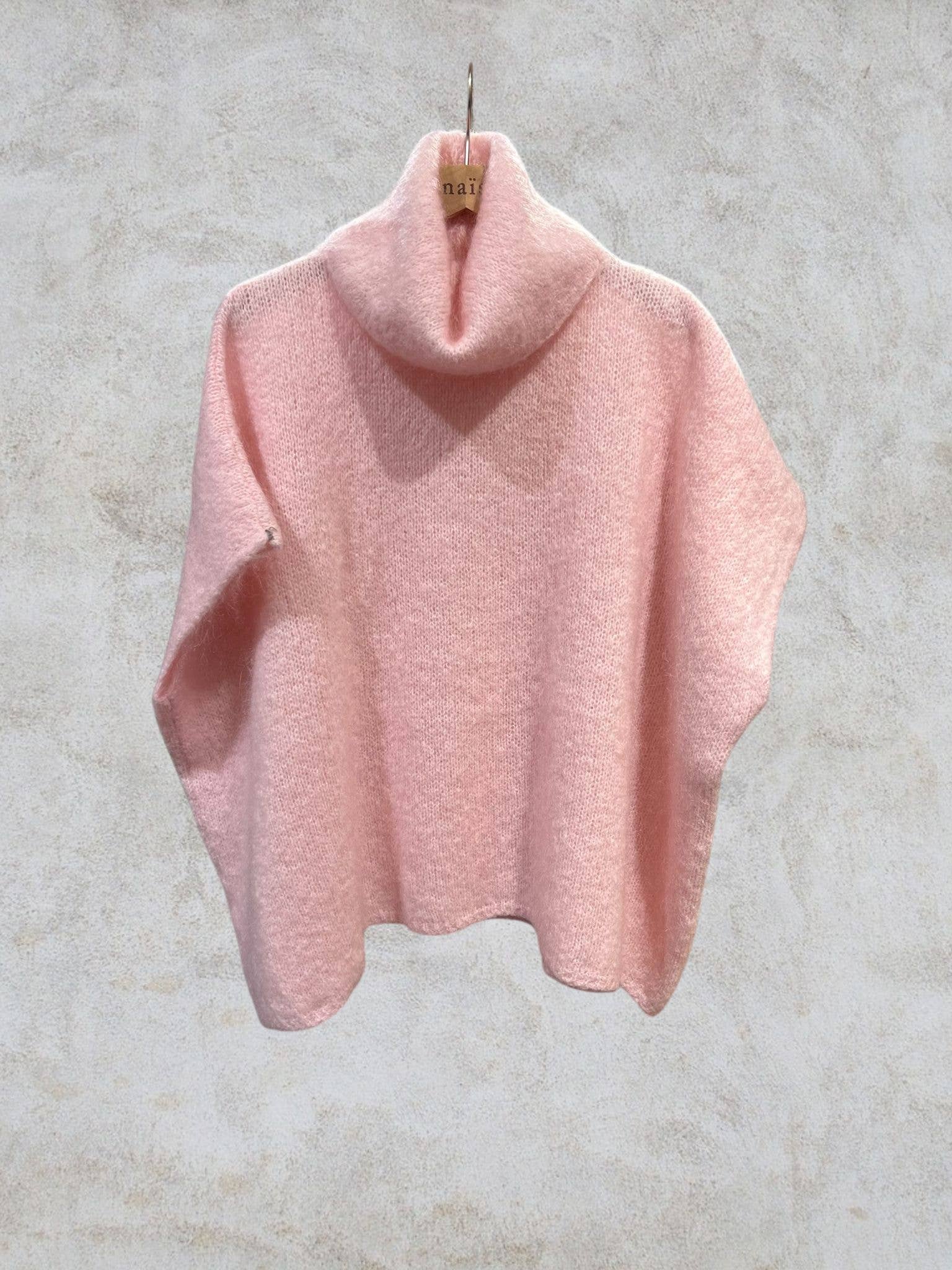 NAÏS PARIS – wholesale Poncho - Dam – Polotröja i ponchostil i mohair och ull21