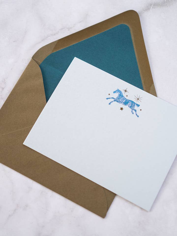 Cartes estampées à la feuille Cheval Céleste Sautant, ensemble de 8 pour la vente par Danielle Demers Studio