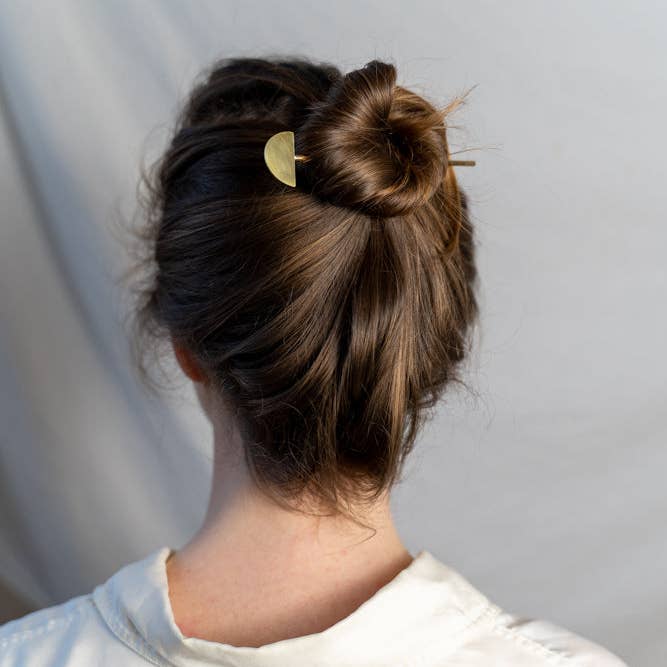 Isabelle per la vendita all'ingrosso da parte di Megan Collins Jewellery