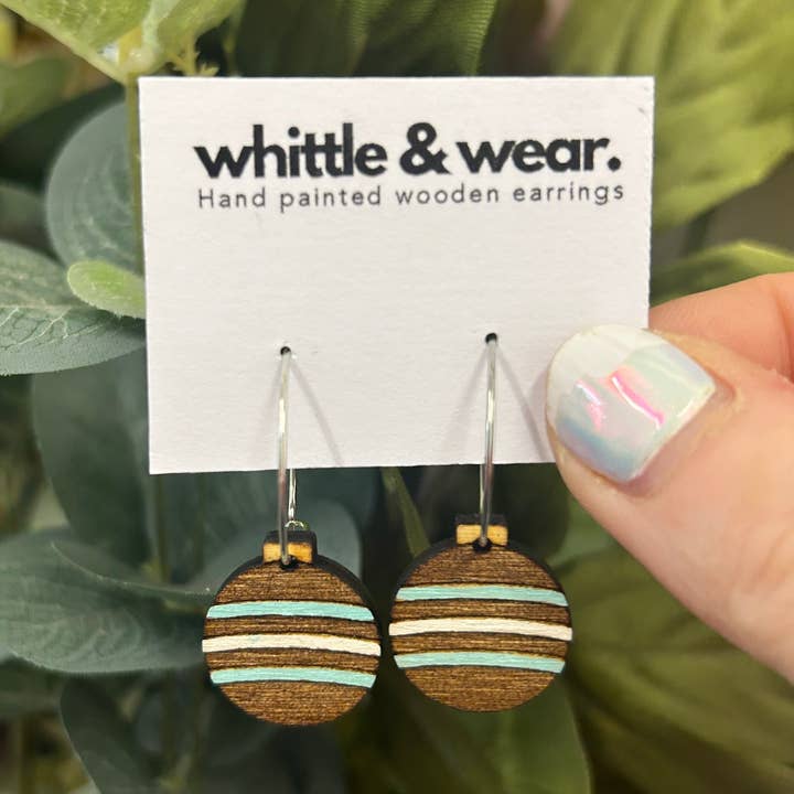 Bauble hoops - blauwe en witte lijnen voor wholesale door Whittle and Wear