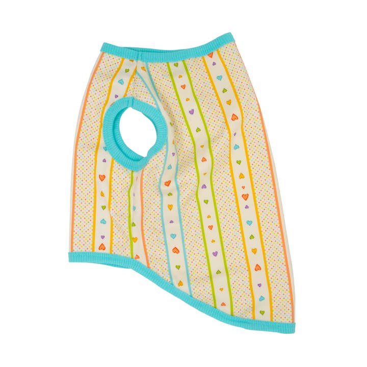 Feline Valentine : vêtements pour chats Cute Hearts pour la vente par The Furry Fox