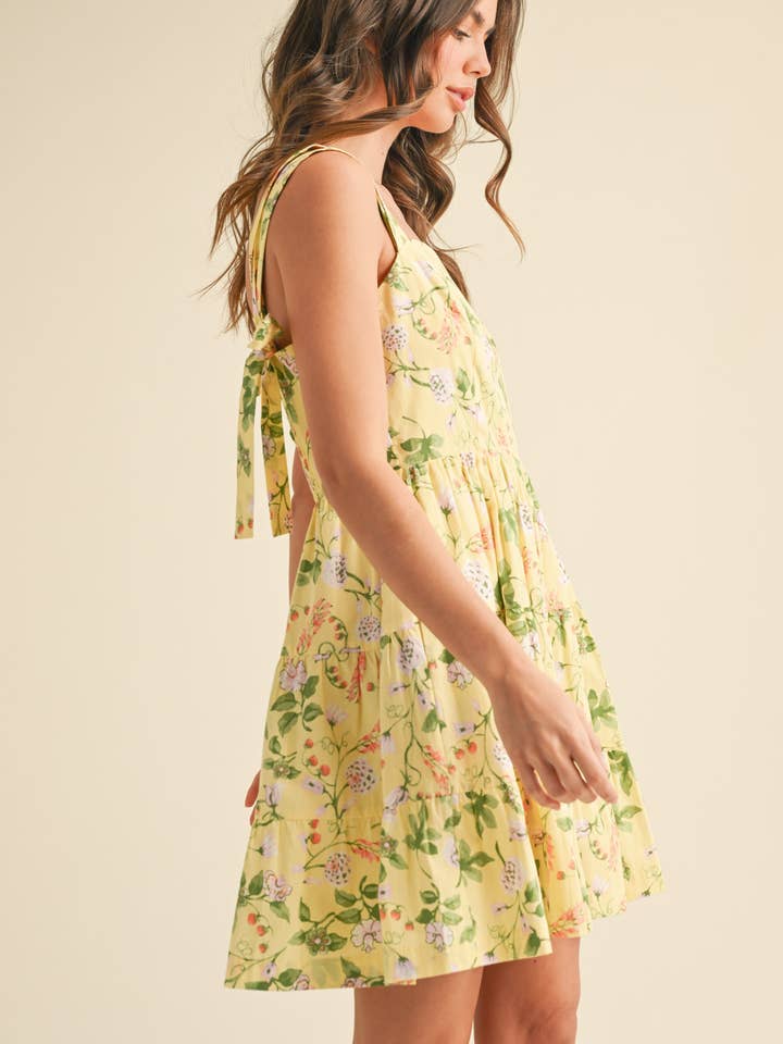 &MERCI - Vente Robe – femme - ROBE COURTE À VOLANTS FLORAUX AVEC BRETELLES À NOUER MDR380811