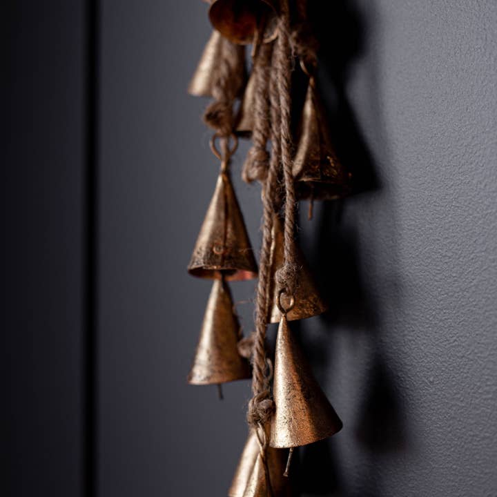 Luxe B Co - Wholesale Christmas Decoration - Tapered Bell Cone Cluster Christmas Decor