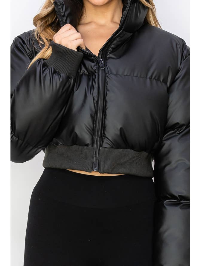 ANWND – Großhandel Pufferjacke – Damen – 246-SEITIGE PUFFERJACKE MIT HOHEM AUSSCHNITT6